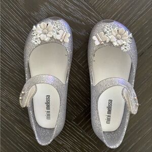 Mini Melissa Kids' Silver Floral Shoes